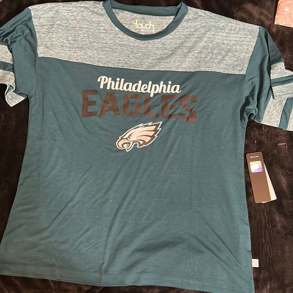 Philadelphia Eagles Tee!!